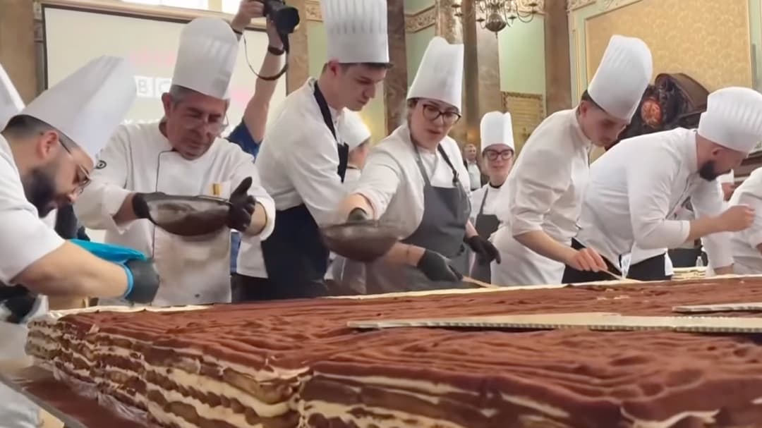 Tiramisu Raksasa! Pecahkan Rekor Dunia di London!