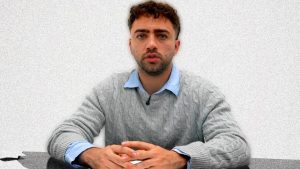 Skandal Twitch: Mizkif Lawan Emiru, Asmongold Aman!