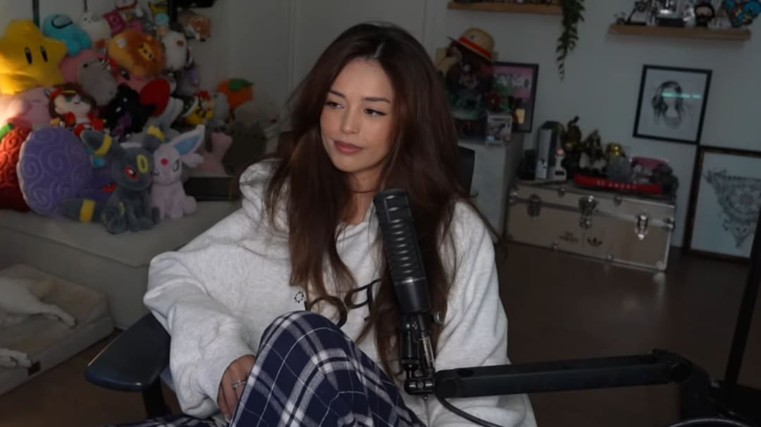 Valkyrae Blokir Fan: Batasan Streamer vs. Fans!