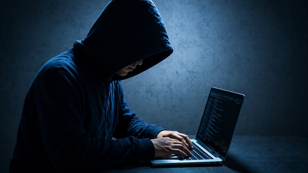 Plot Twist Epik! Hacker Curi $340 Juta Bitcoin, Lalu... 1 Plot Twist Epik! Hacker Curi 0 Juta Bitcoin, Lalu...