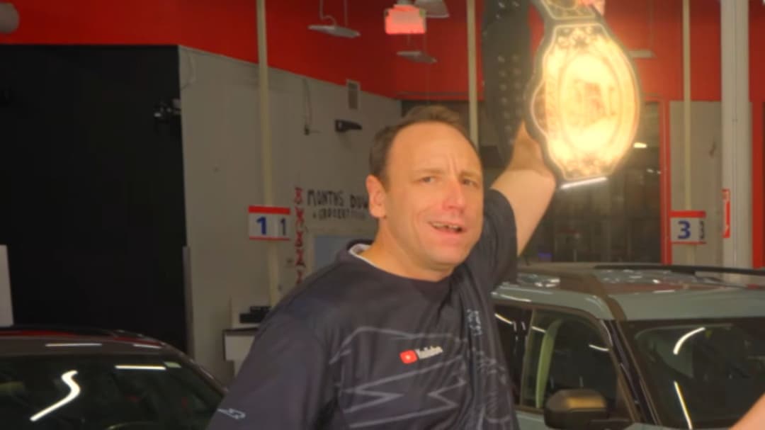 Joey Chestnut Libas 7 Kg Kacang dalam Video MrBeast