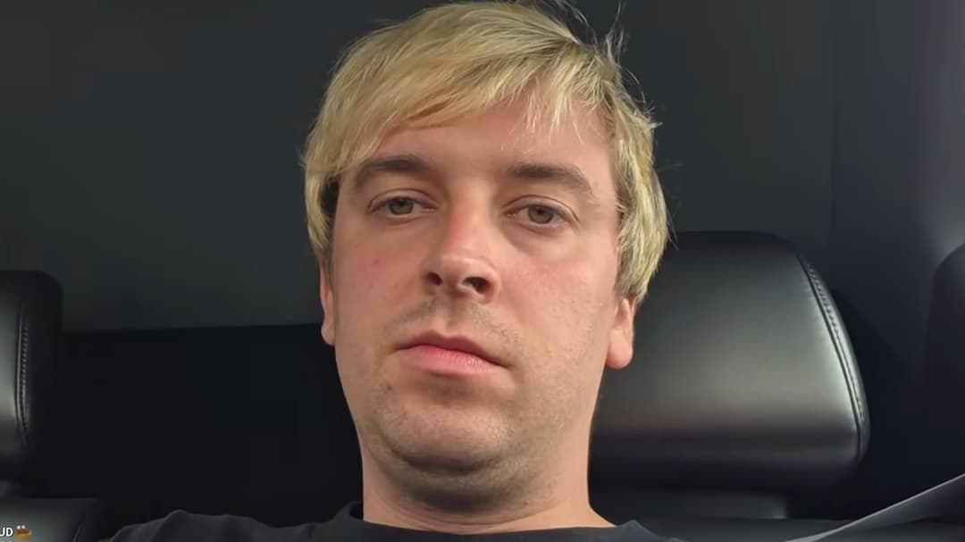 Ketegangan Melanda Streamer di Taksi Tanpa Sopir 1 Ketegangan Melanda Streamer di Taksi Tanpa Sopir